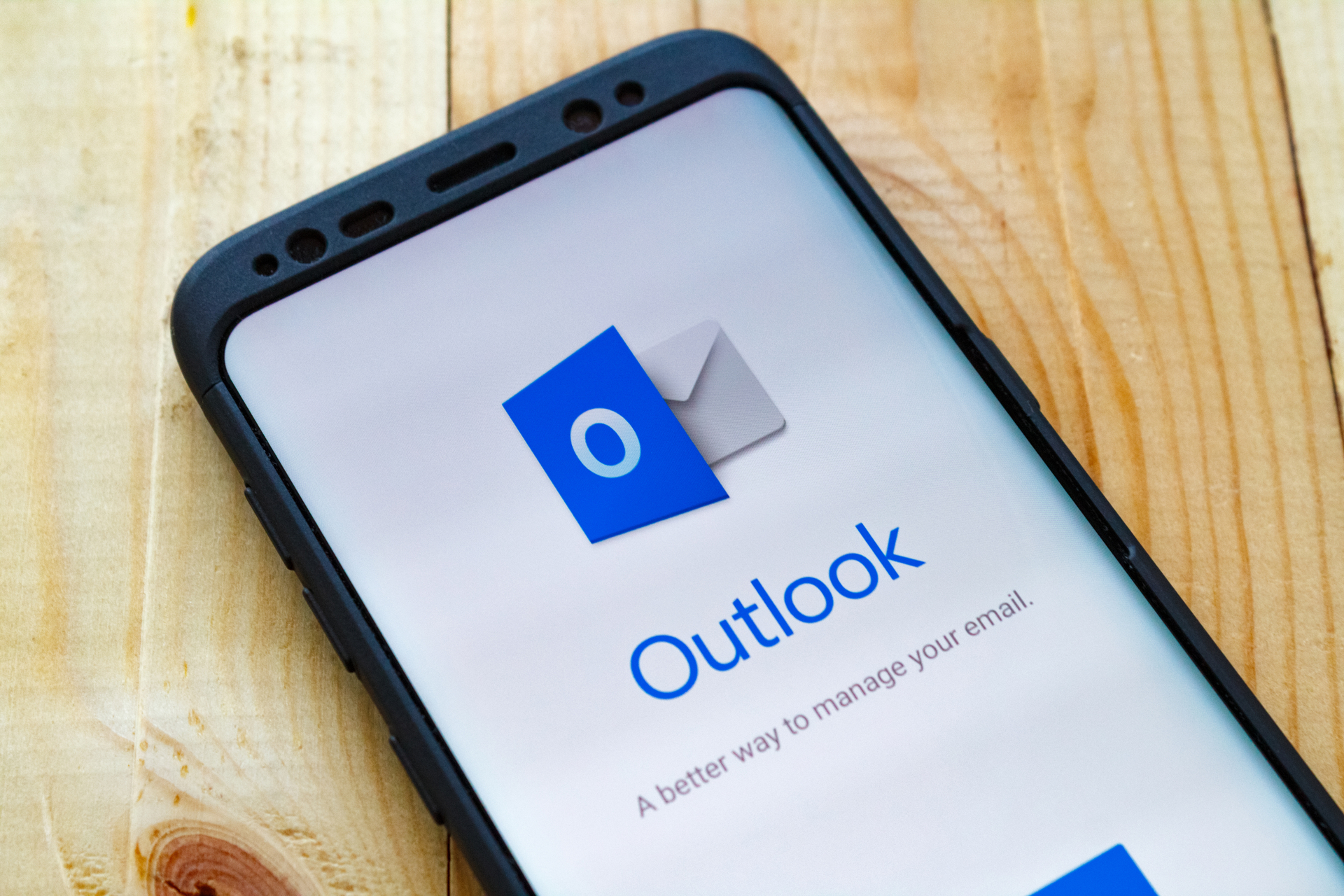 US Cyber Command issues alert about attack campaign exploiting Outlook vulnerability US Cyber Command issues alert about attack campaign exploiting Outlook vulnerability